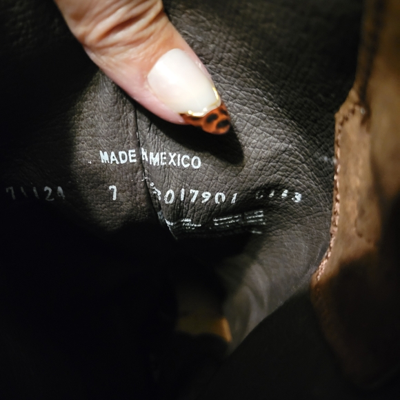 Fringe Leather Western Boots - Picture 4 of 4